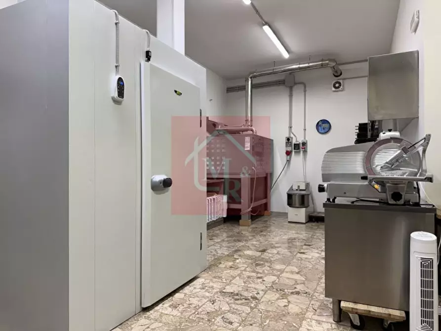 Immagine 21 di Attività commerciale in vendita  in Via XXIV Maggio 12 a Cervignano Del Friuli