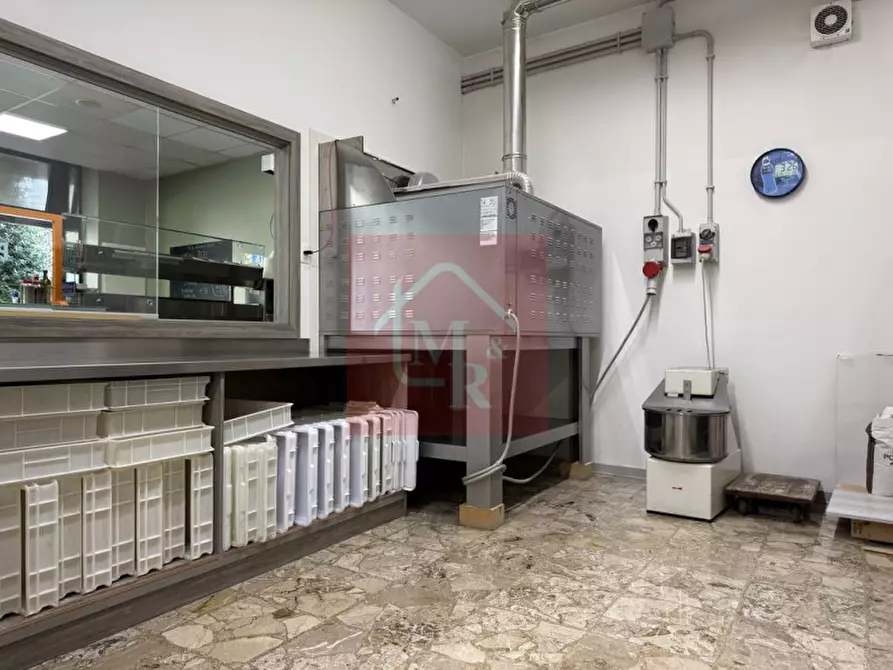 Immagine 23 di Attività commerciale in vendita  in Via XXIV Maggio 12 a Cervignano Del Friuli