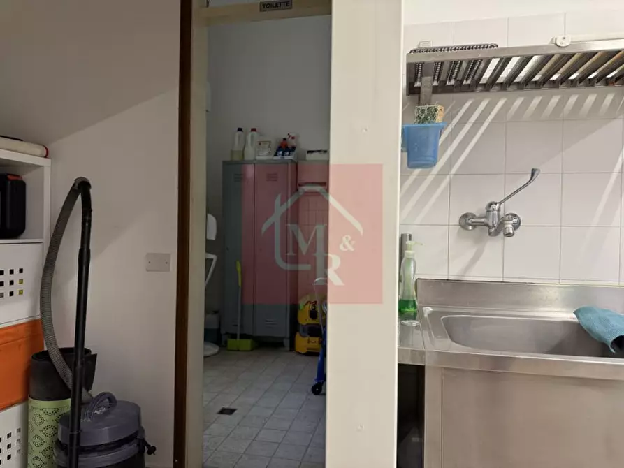 Immagine 27 di Attività commerciale in vendita  in Via XXIV Maggio 12 a Cervignano Del Friuli