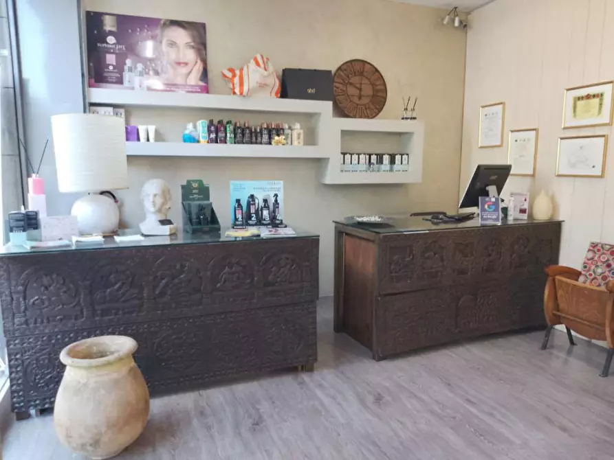 Immagine 2 di Negozio in vendita  in Corso Francesco Ferrucci 87/C a Torino