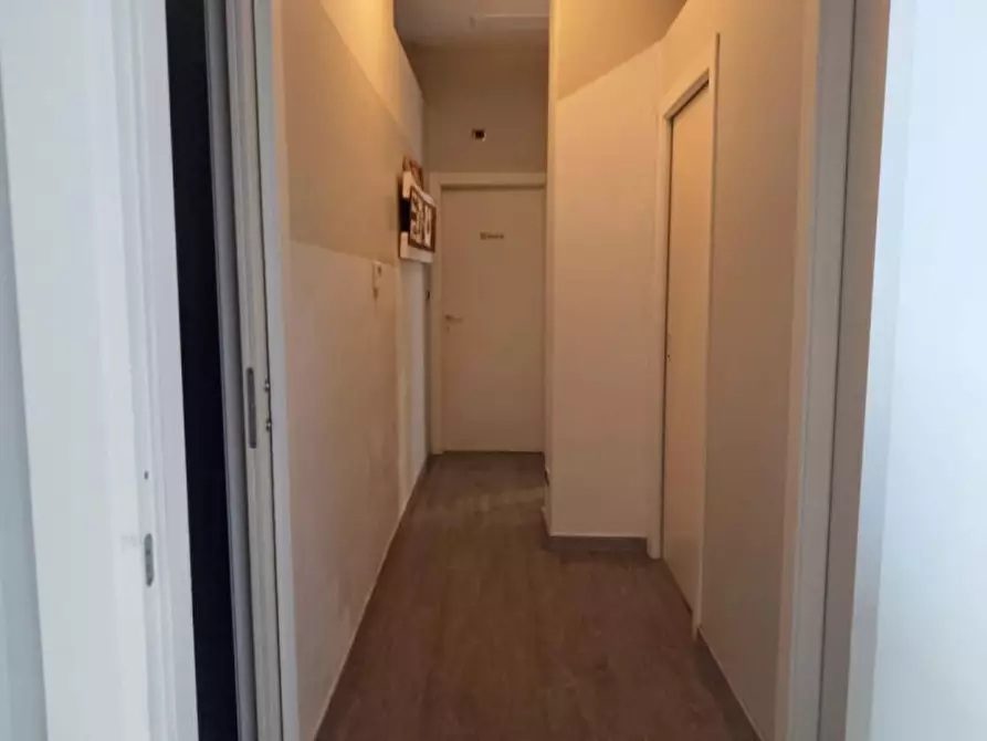 Immagine 10 di Negozio in vendita  in Corso Francesco Ferrucci 87/C a Torino