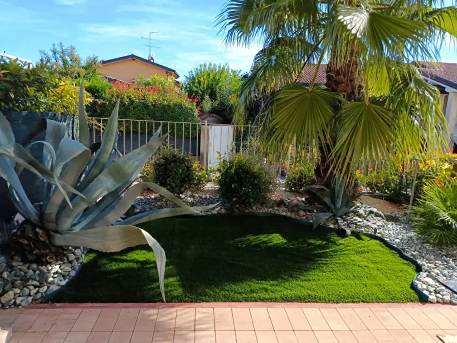 Immagine 12 di Villetta a schiera in vendita  in via schia a Lonato del Garda