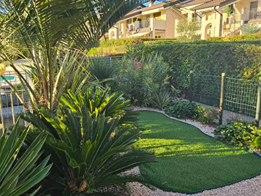 Immagine 14 di Villetta a schiera in vendita  in via schia a Lonato del Garda