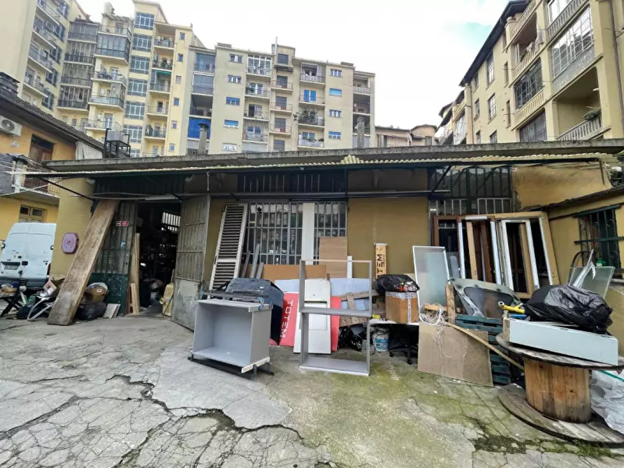 Immagine 8 di Laboratorio in vendita  in Via Digione 8 a Torino