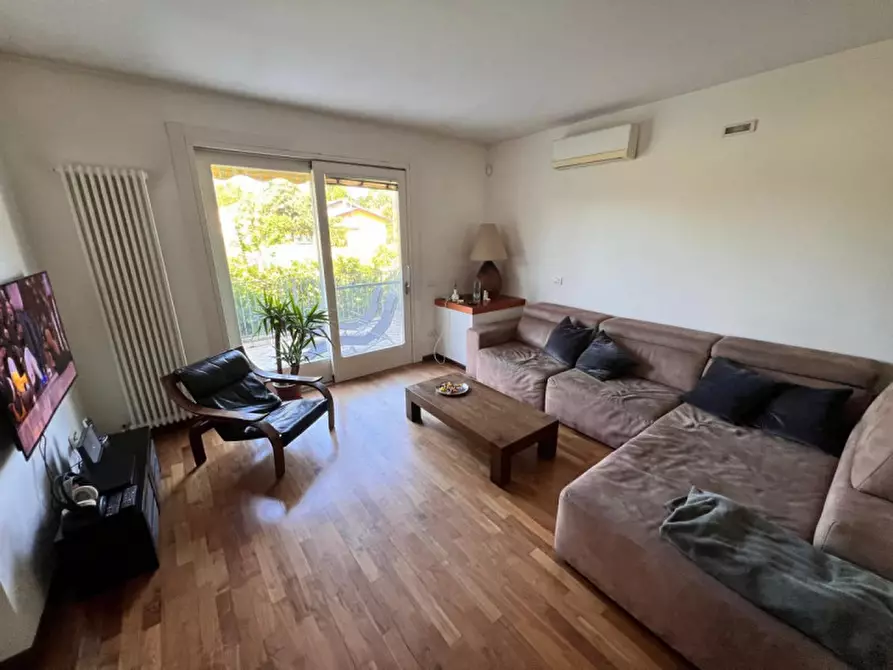 Immagine 1 di Villetta a schiera in vendita  in Via Terraglietto a Venezia