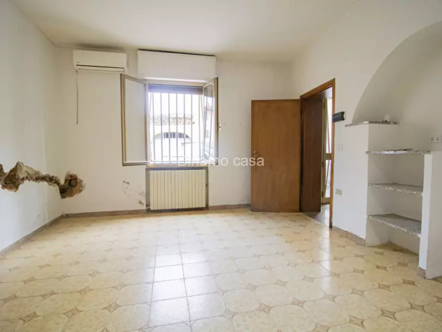 Immagine 5 di Casa indipendente in vendita  a Prato