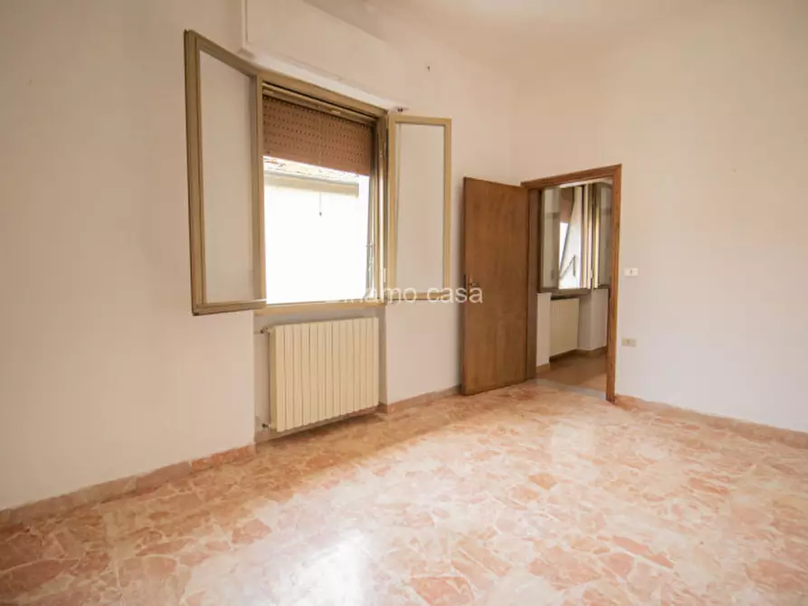 Immagine 6 di Casa indipendente in vendita  a Prato