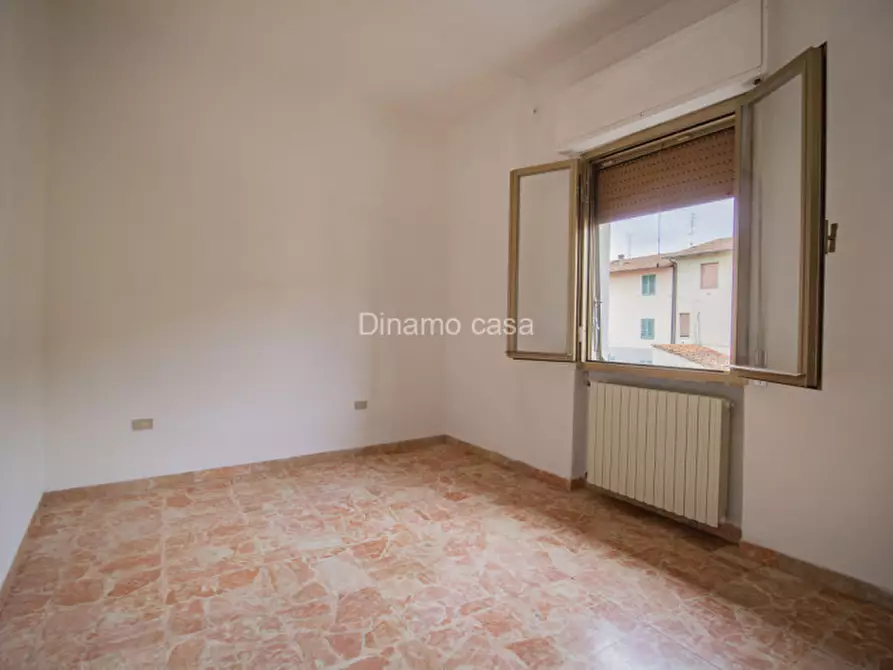 Immagine 15 di Casa indipendente in vendita  a Prato