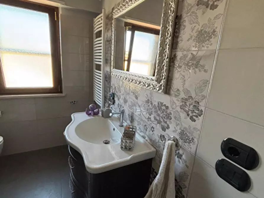 Immagine 6 di Casa bifamiliare in vendita  in via fiume neto a Catanzaro