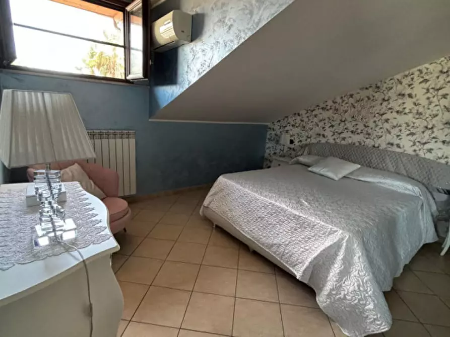 Immagine 17 di Casa bifamiliare in vendita  in via fiume neto a Catanzaro