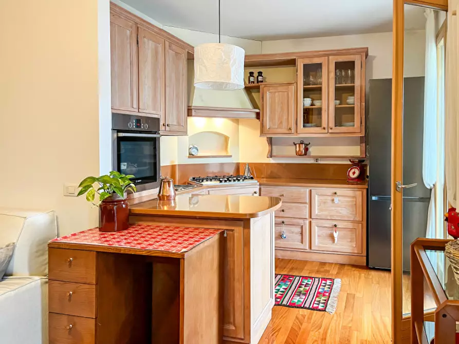 Immagine 24 di Appartamento in vendita  in Piazza Oberkochen a Montebelluna