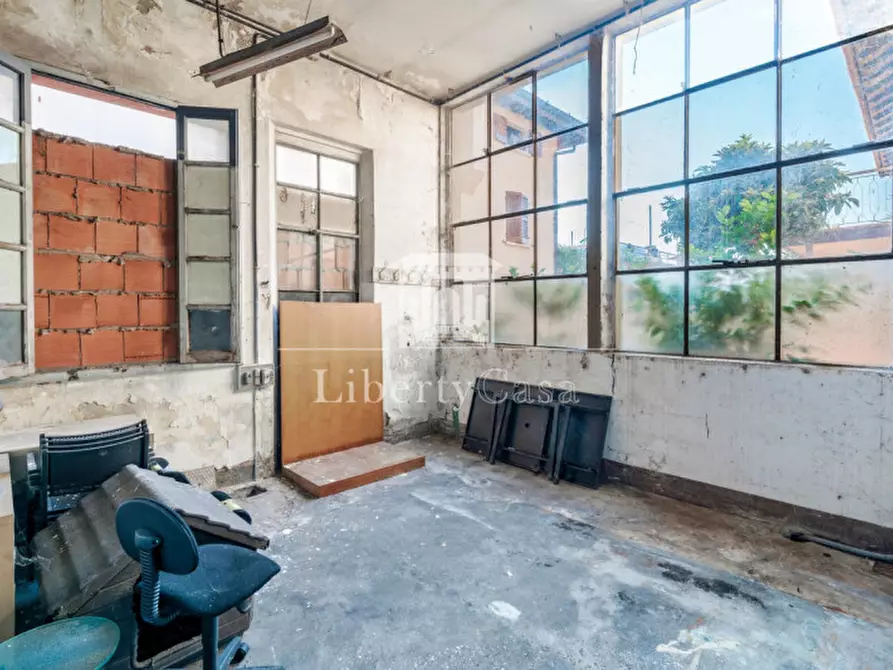 Immagine 19 di Casa bifamiliare in vendita  in Viale Marco Enrico Bossi a Salò