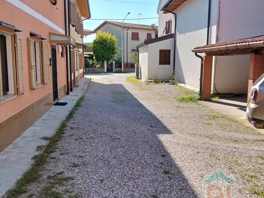Immagine 1 di Casa indipendente in vendita  in Via Bidischini a Gradisca D'isonzo