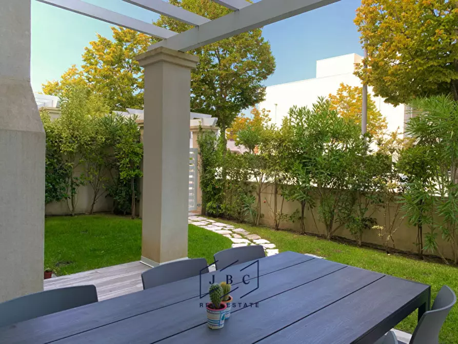 Immagine 14 di Appartamento in vendita  in Via Rovigo a Jesolo