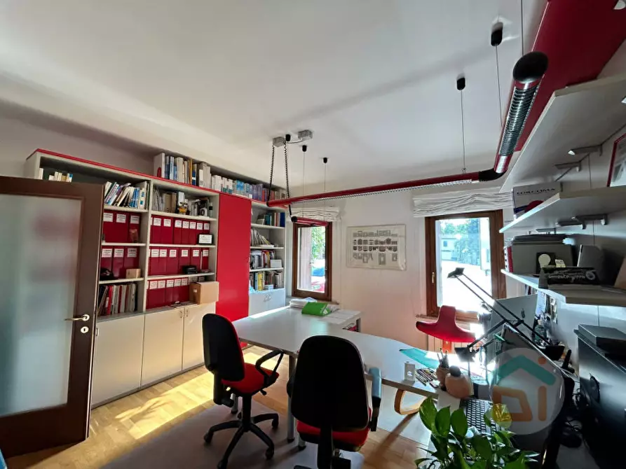 Immagine 5 di Ufficio in vendita  in via Lorenzoni a Gradisca D'isonzo