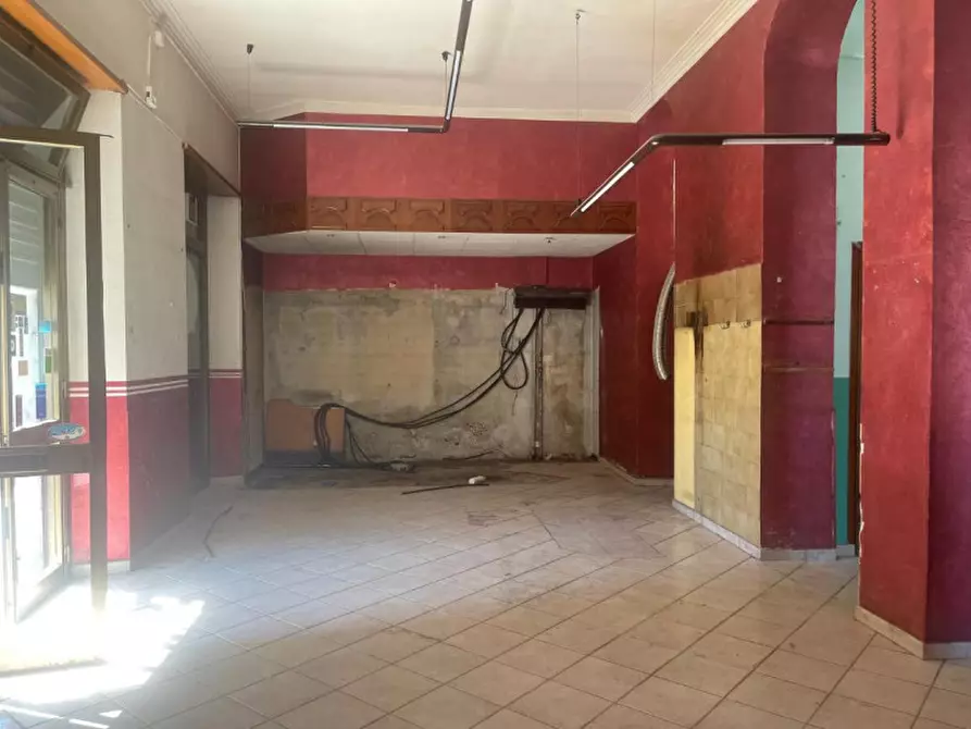 Immagine 3 di Negozio in affitto  in Via Cibrario 104 a Torino