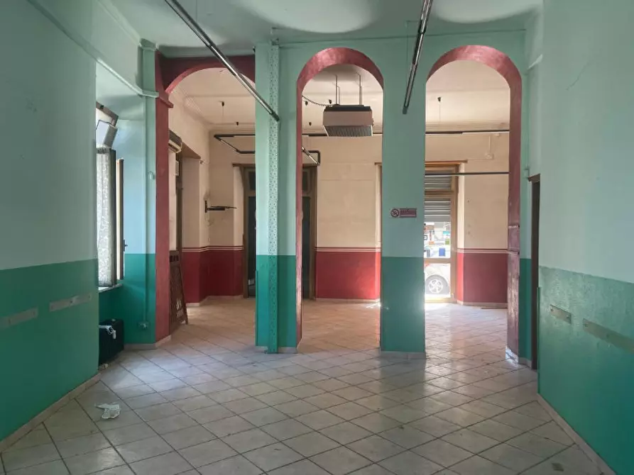 Immagine 7 di Negozio in affitto  in Via Cibrario 104 a Torino