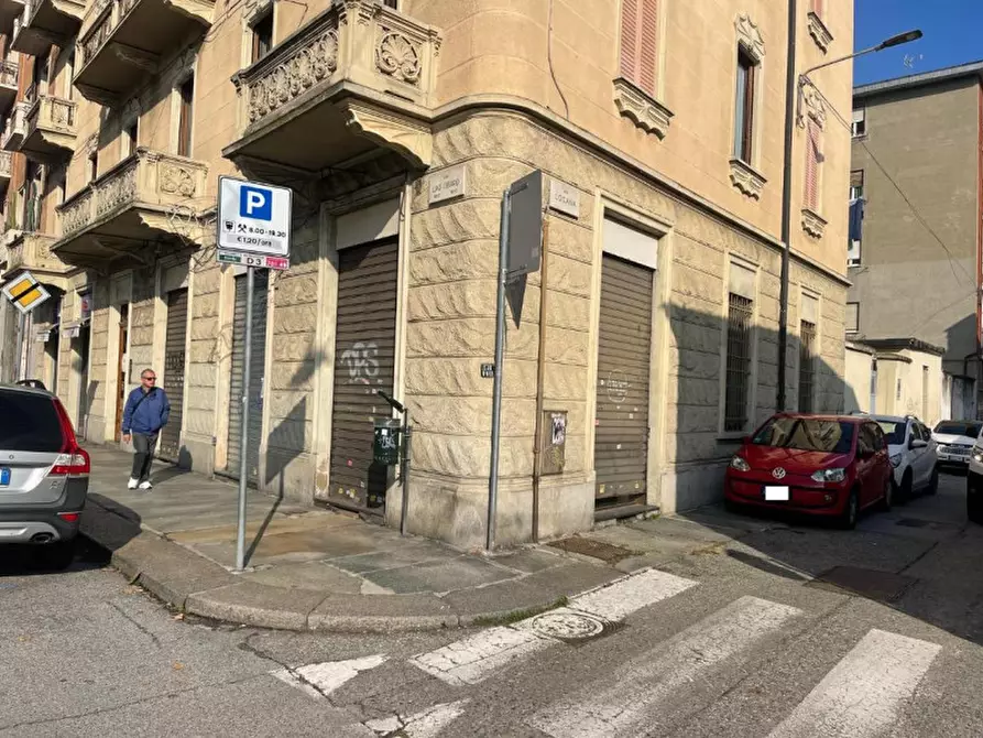 Immagine 14 di Negozio in affitto  in Via Cibrario 104 a Torino
