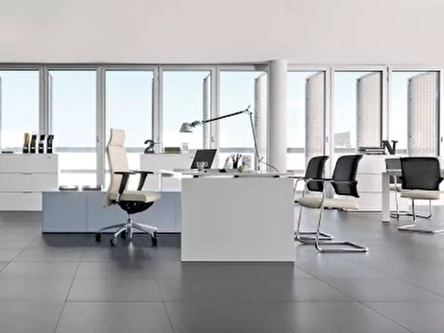 Immagine 1 di Ufficio in vendita  in Largo Europa a Padova