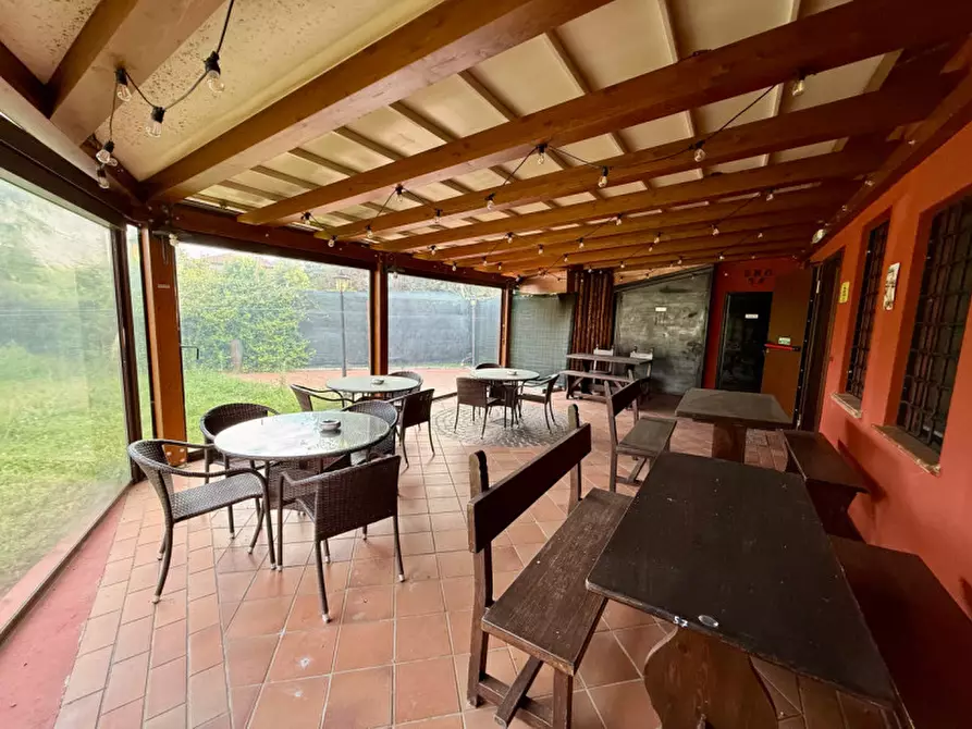 Immagine 2 di Negozio in affitto  in VIA ROMA a Sant'urbano