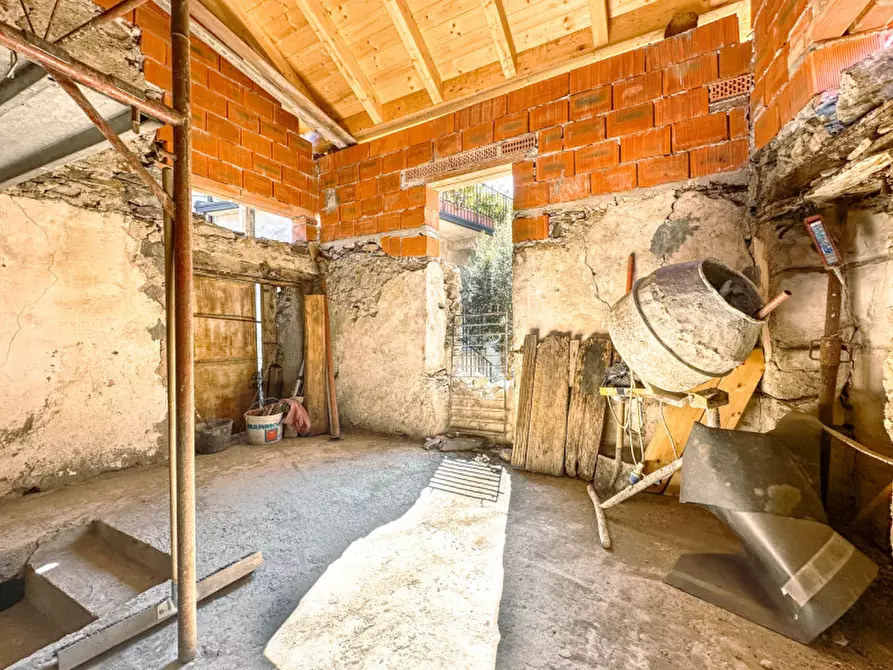 Immagine 11 di Rustico / casale in vendita  in piazza san giuseppe, 28 a Cannobio