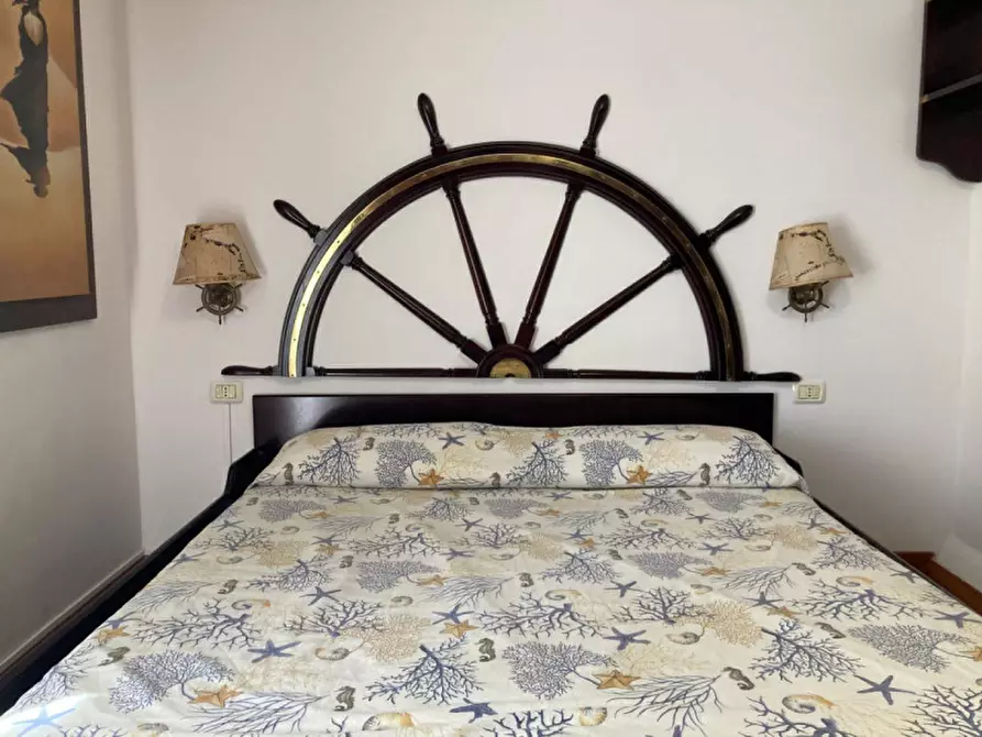 Immagine 13 di Appartamento in vendita  in Piazza San Giovanni a Nettuno