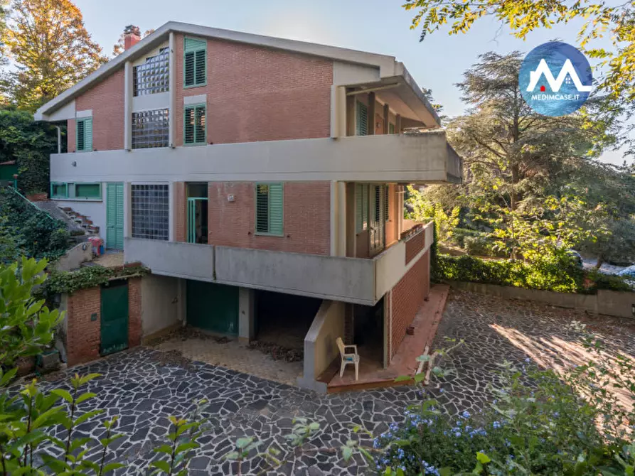 Immagine 2 di Villa in vendita  in Via Cesare Pavese a Pesaro