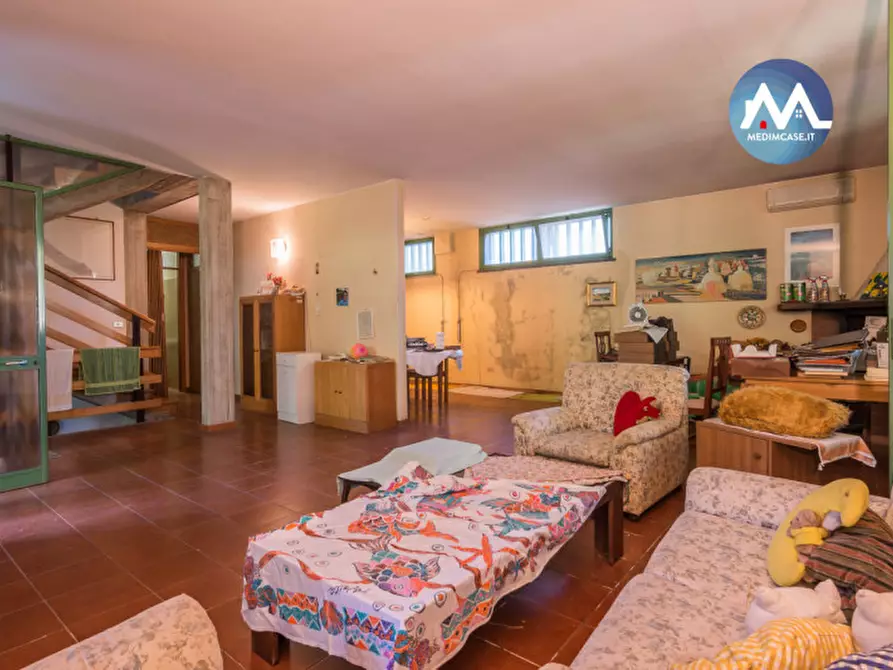 Immagine 6 di Villa in vendita  in Via Cesare Pavese a Pesaro