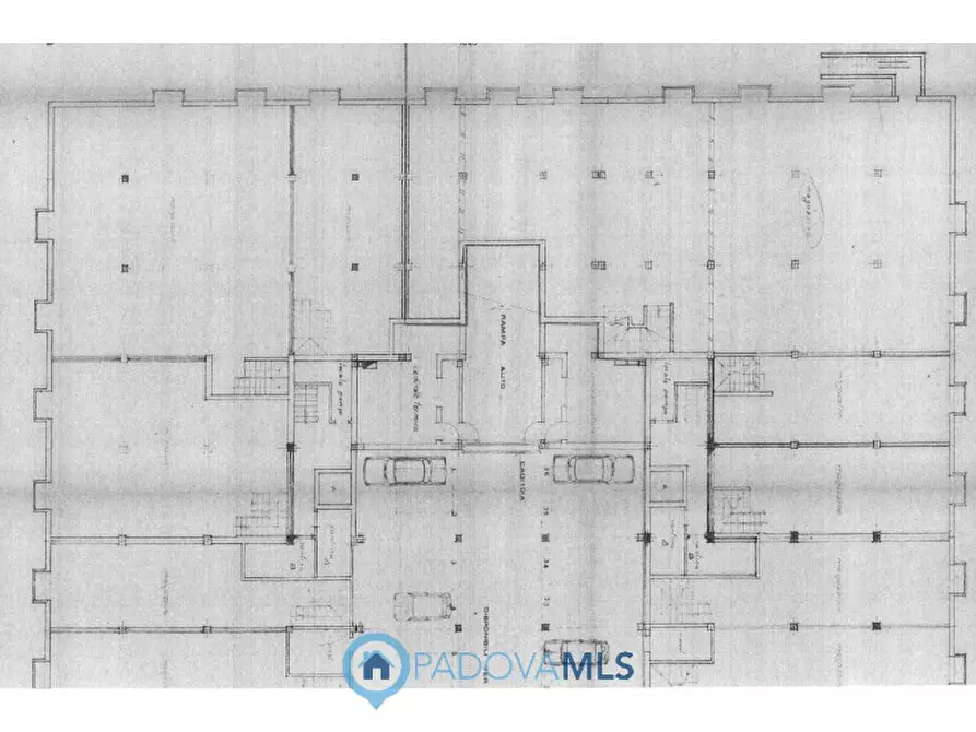 Immagine 6 di Negozio in vendita  in Via Giuseppe Jappelli a Abano Terme
