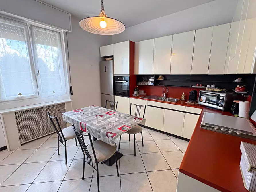 Immagine 14 di Casa trifamiliare in vendita  in Macherio Via Trento e Trieste 41 a Macherio