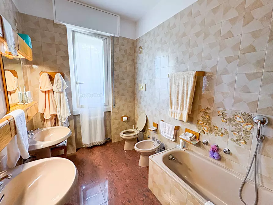 Immagine 26 di Casa trifamiliare in vendita  in Macherio Via Trento e Trieste 41 a Macherio