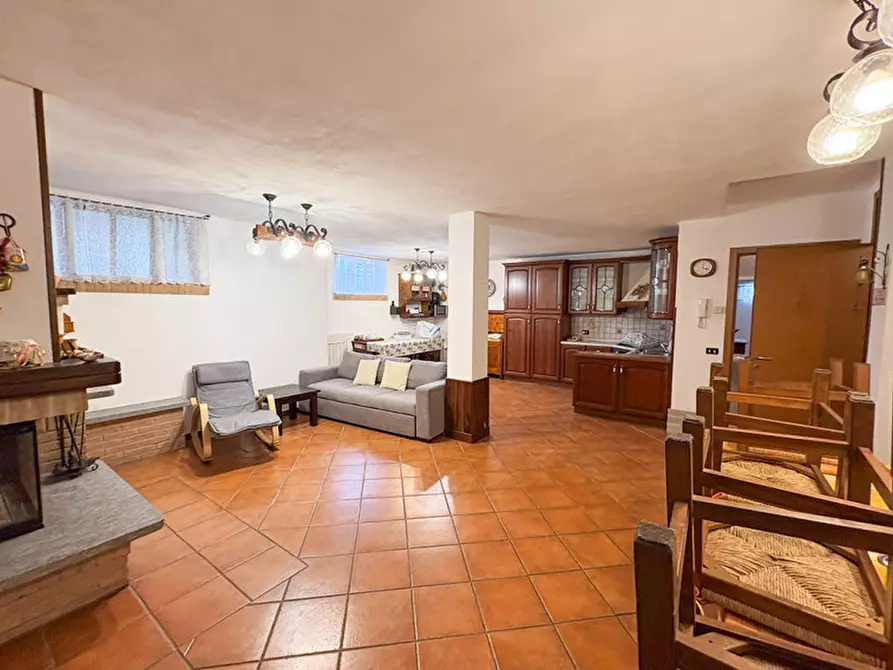 Immagine 29 di Casa trifamiliare in vendita  in Macherio Via Trento e Trieste 41 a Macherio