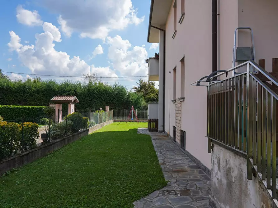 Immagine 71 di Casa trifamiliare in vendita  in Macherio Via Trento e Trieste 41 a Macherio