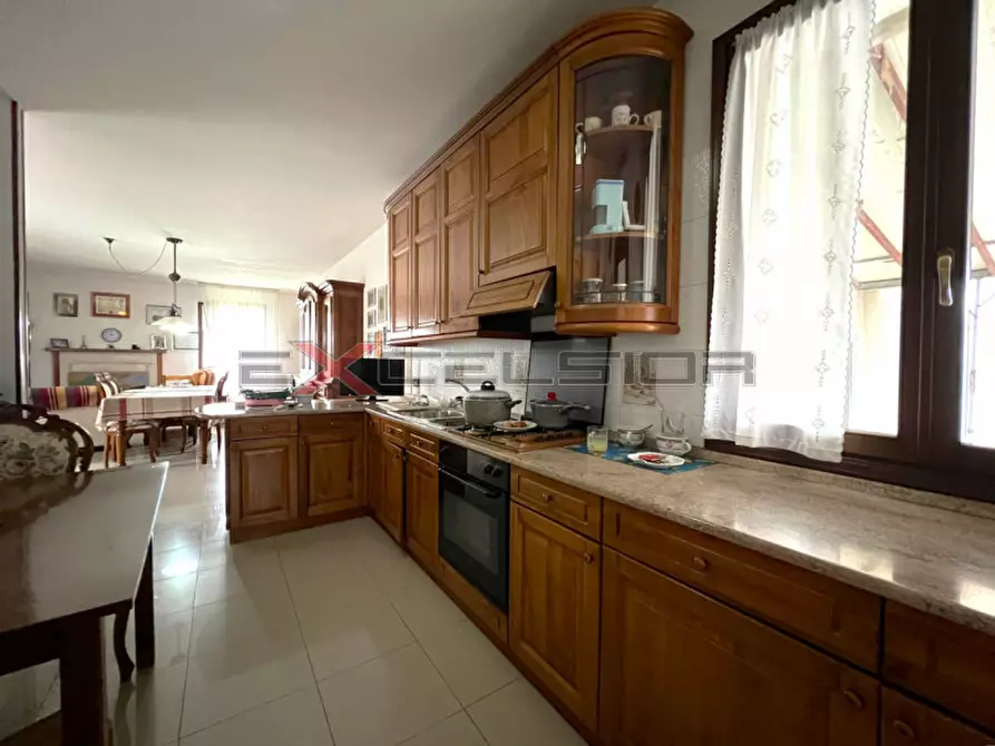 Immagine 5 di Villa in vendita  in Via G. Matteotti n.20 bis - Cavarzere (VE) a Cavarzere