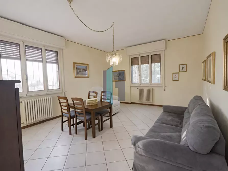 Immagine 5 di Villa in vendita  a Travagliato