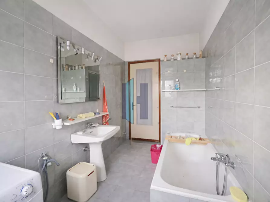 Immagine 14 di Villa in vendita  a Travagliato