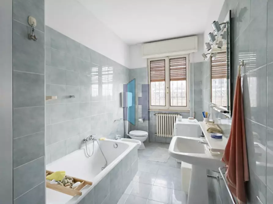 Immagine 16 di Villa in vendita  a Travagliato