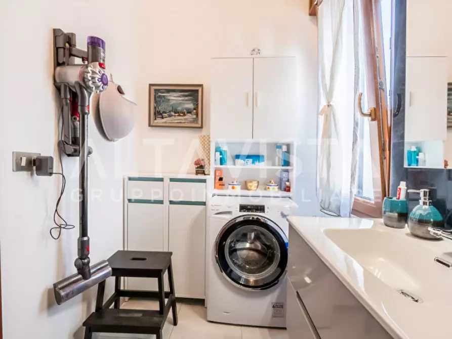 Immagine 40 di Appartamento in vendita  in Via Castellini a Rezzato