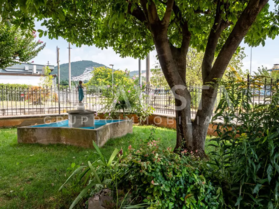 Immagine 42 di Appartamento in vendita  in Via Castellini a Rezzato