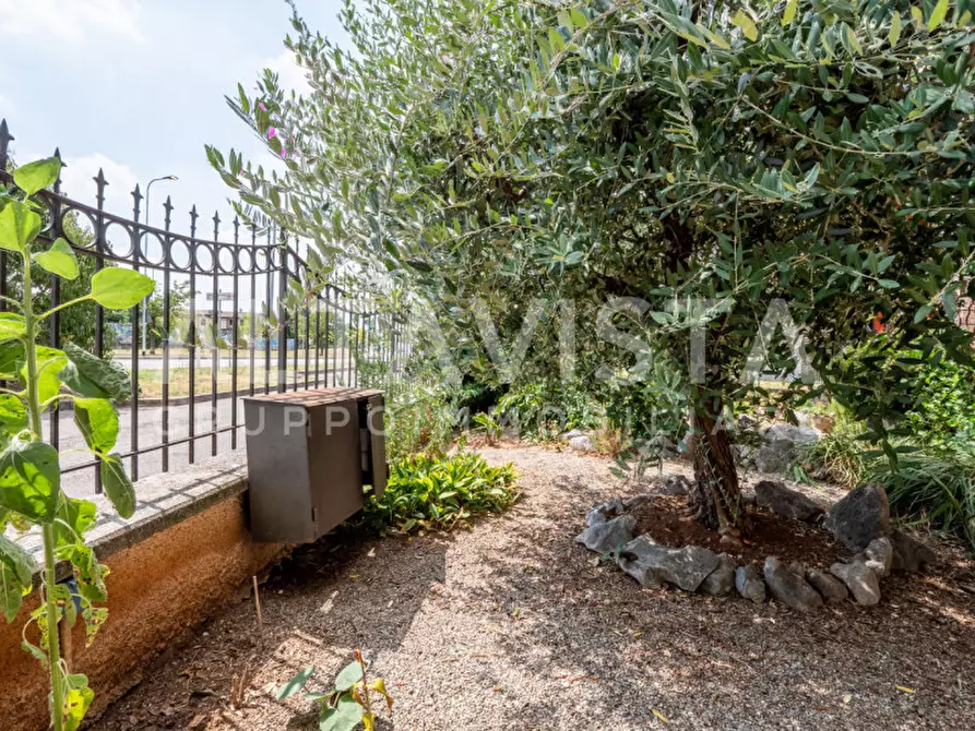 Immagine 45 di Appartamento in vendita  in Via Castellini a Rezzato