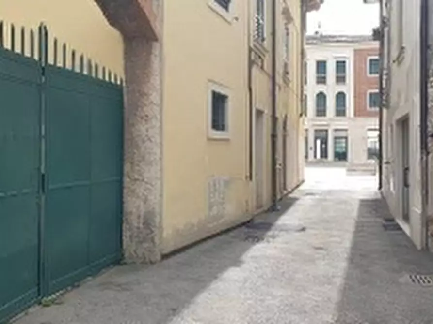 Immagine 6 di Palazzo in vendita  in VIA ROMA 36 a Soave