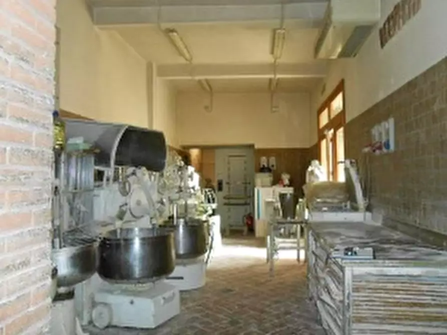 Immagine 12 di Palazzo in vendita  in VIA ROMA 36 a Soave