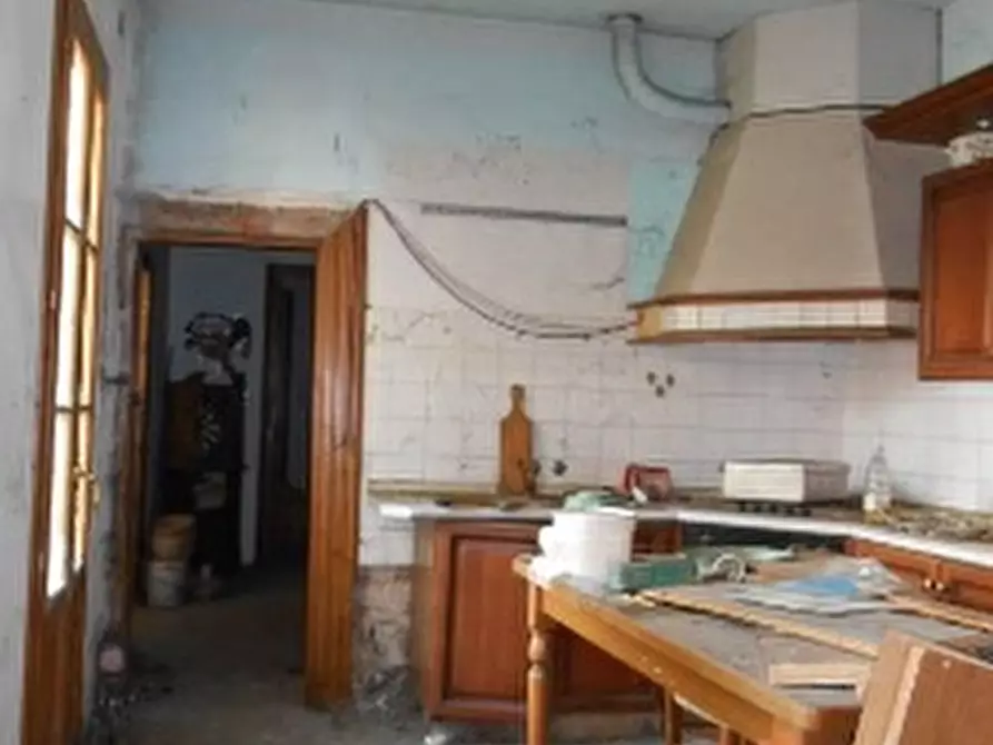 Immagine 22 di Palazzo in vendita  in VIA ROMA 36 a Soave