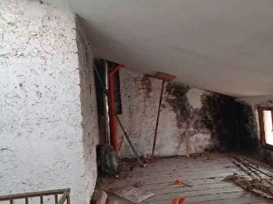 Immagine 34 di Palazzo in vendita  in VIA ROMA 36 a Soave