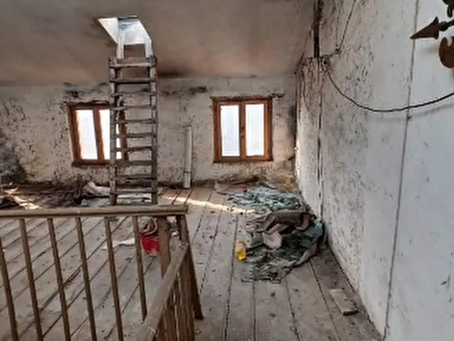 Immagine 36 di Palazzo in vendita  in VIA ROMA 36 a Soave