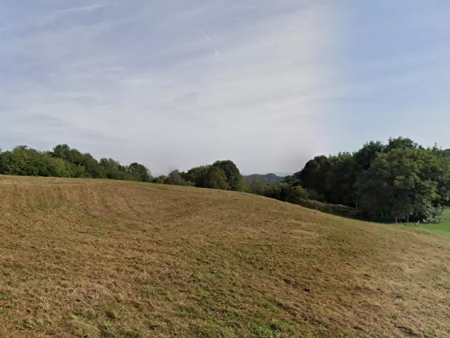 Immagine 2 di Terreno in vendita  in Contrada Grigolati, 36078 Valdagno VI, Italia a Valdagno