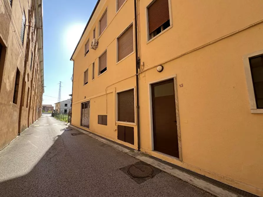 Immagine 7 di Laboratorio in vendita  in Debba a Vicenza