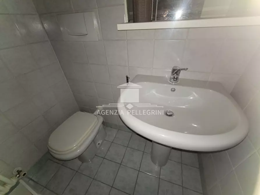 Immagine 19 di Appartamento in vendita  in PIAZZA ERBE a Vicenza