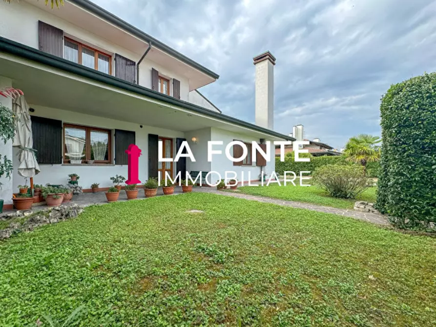 Immagine 2 di Casa bifamiliare in vendita  a Stra