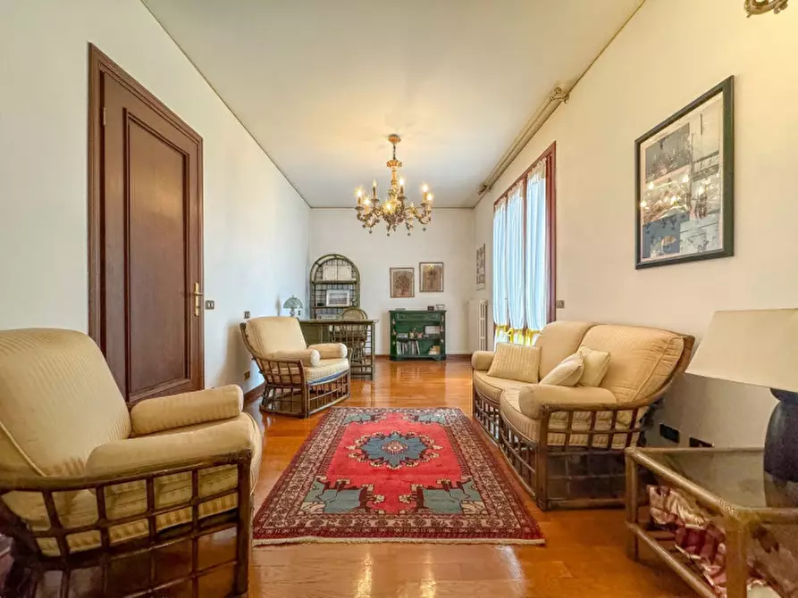 Immagine 10 di Casa bifamiliare in vendita  a Stra